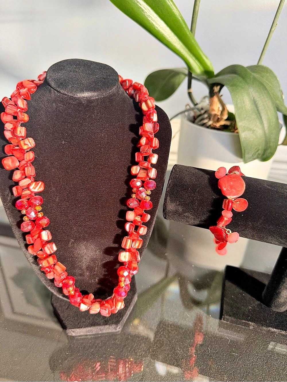 Red Beaded Necklace & Bracelet